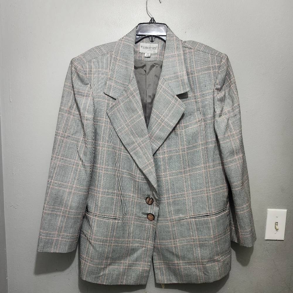 John Meyer Of Norwich Gray and Pink Plaid Blazer Size 20 W